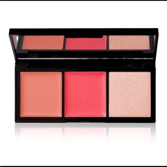 Laura Geller Made to Multitask Eye, Lip, Cheek Palette in the shade "Think Pink" - Picture 3 of 4